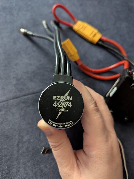 Combo ESC Hobbywing Max8 cu motor 4274