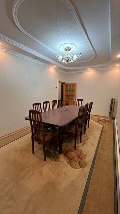 4- комнатная квартира г.нукус 23 м/р дом 1/46 кв 13 . евроремонт.