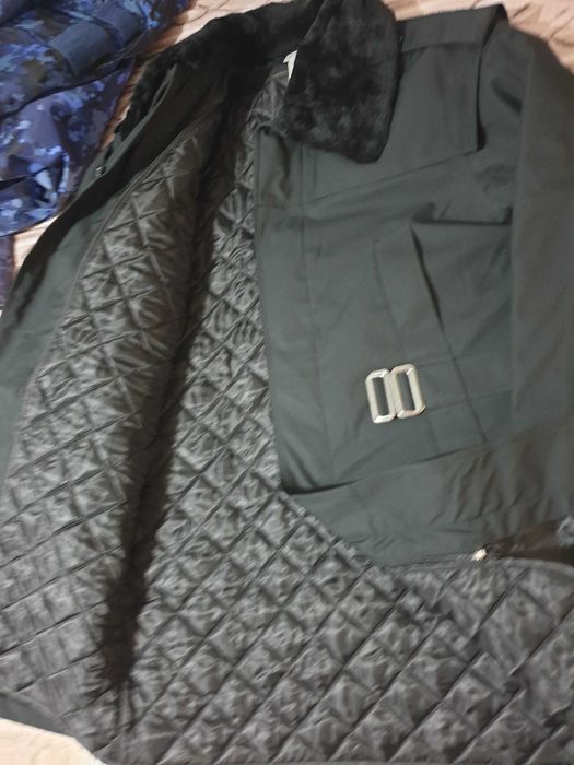 Scurtă cu mesadă și guler blana marimea 52/0