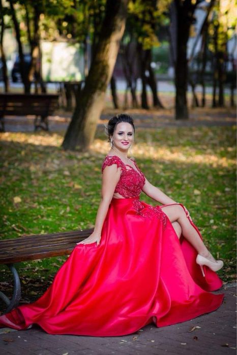 Rochie de seara/nasa/ lunga / făcută pe comandă la atelier