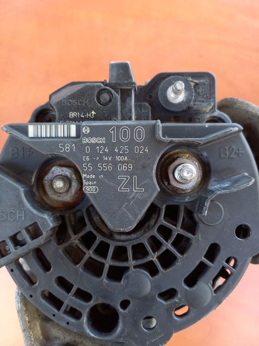 Alternator Opel astra h, corsaj meriva 1.4 benzina Z14Xep 0124425024