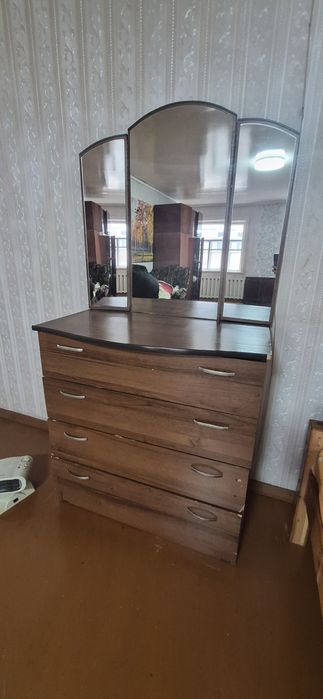 Мебель. Кресло. Кровати. Кухня