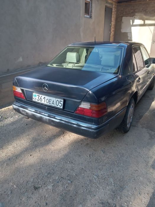 Продам машину мерседес