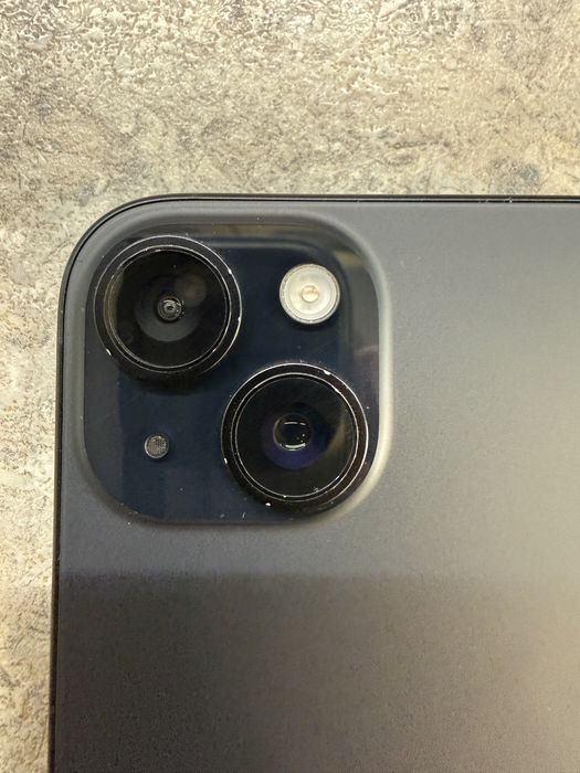iPhone 15 128gb 85% батерия