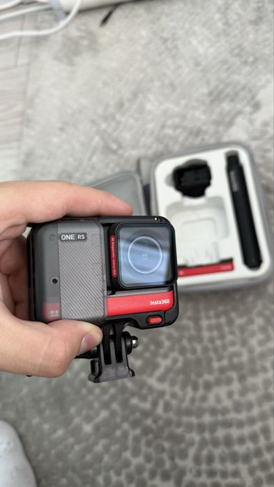 Insta360 ONE RS 4K Boost Пълен Комплект