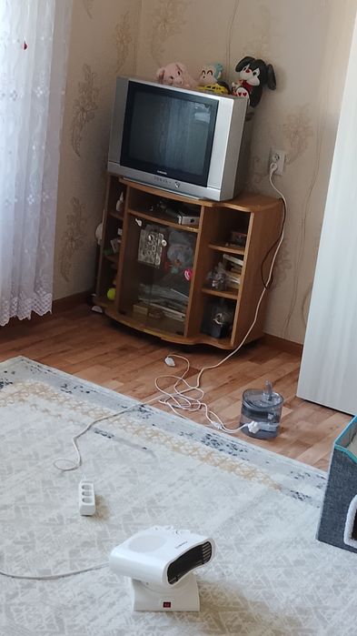 Продам телевизор