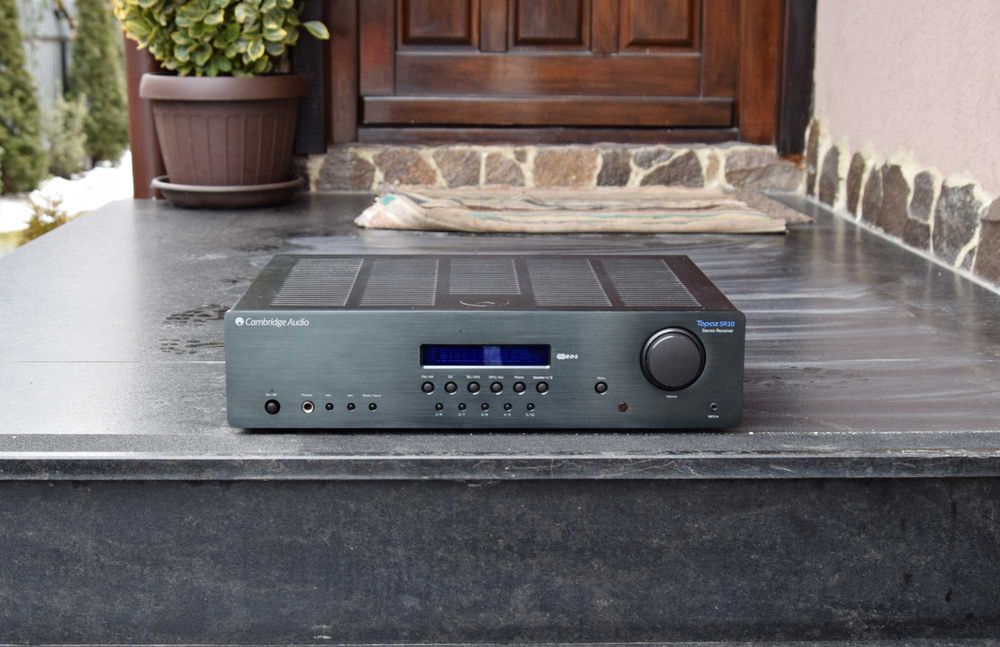 Amplificator Cambridge Audio Topaz SR10