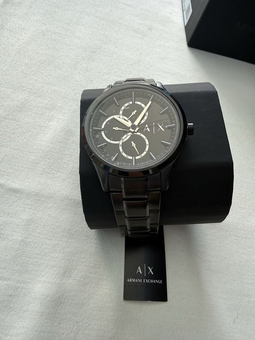 ЧИСТО НОВ комплект Armani Exchange (часовник + гривна