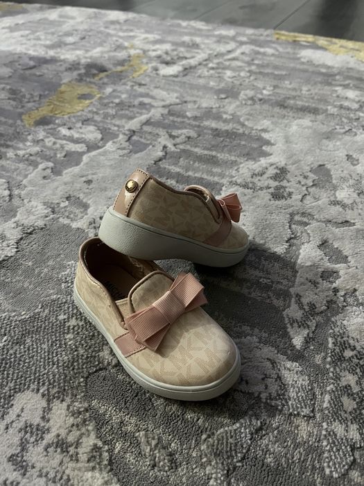 Pantofi Michael Kors 22