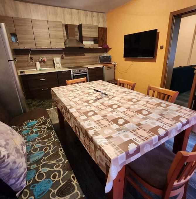 Дава се под наем Етаж от къща в София, Бояна - 100 кв.м за 435 € - Снимка #2