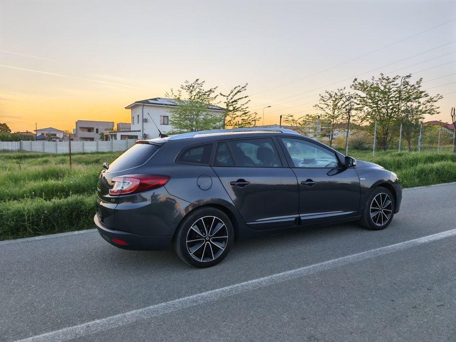 Renault Megane 1,6 Cdi model Bose, fab. 2014 piele navi, stare perfecta
