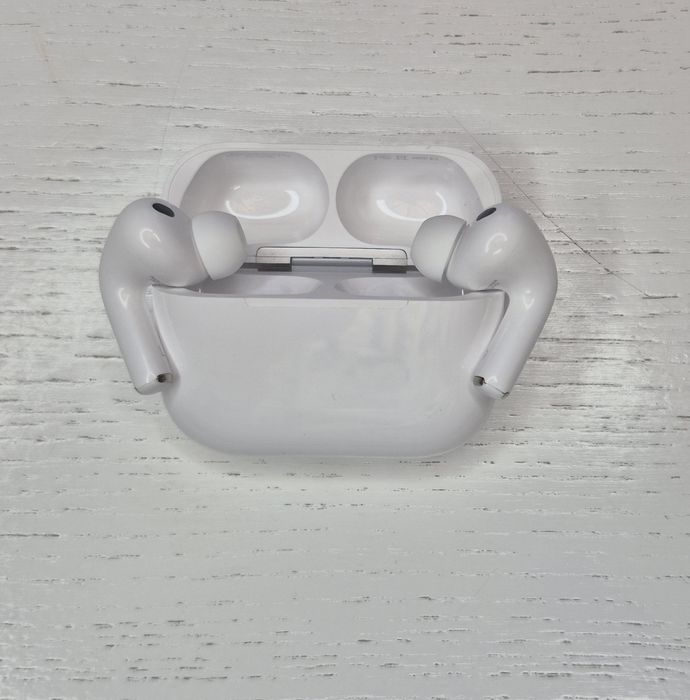 AirPods 3 Pro cu ANC