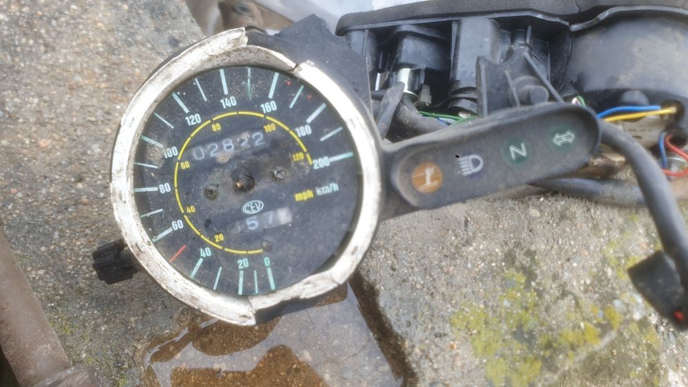 Само на части aprilia rs 125 2005 година