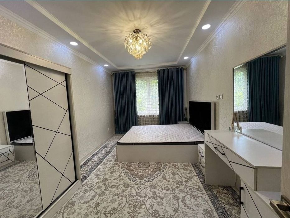 Юнусабад-11 / АРЕНДА КВАРТИРЫ-2 Комнатная