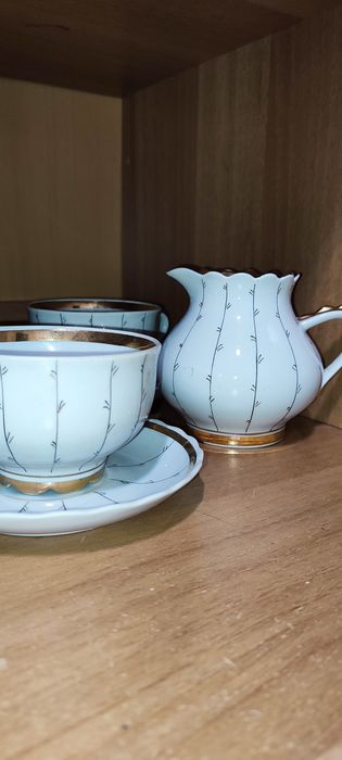 Продам фарфоровый чайный сервиз!