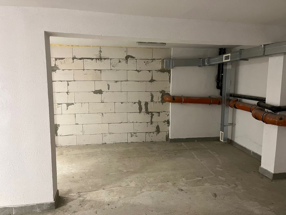 Дава се под наем Гараж / Паркомясто в Сливен, Клуцохор - 18 кв.м за 19.89 € - Снимка #2