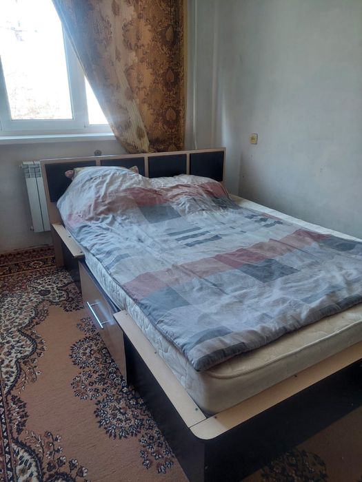 Мебель , диван, стол, кровать, сервант