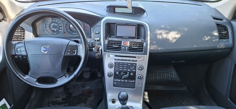 VOLVO  XC60 D5 4×4