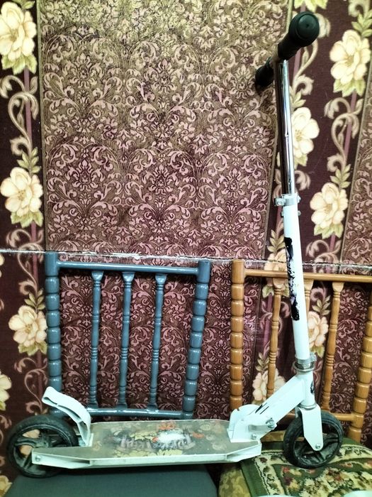 Продам самокат детский