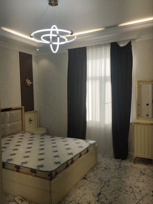 Юнусобод Туркистон метро 30 метр новостройка, 3 хона евро ремонт.