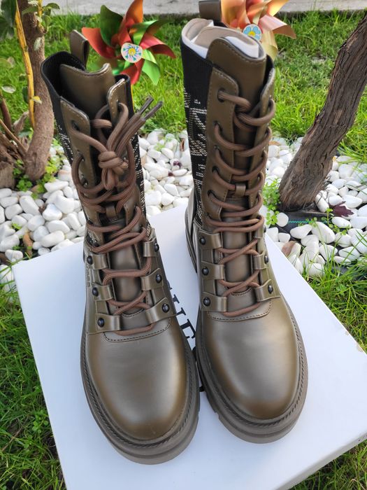 Оригинални кубинки Guess