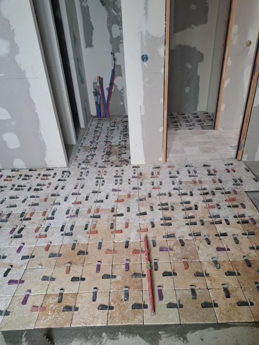 Amenajari interioare si exterioare.