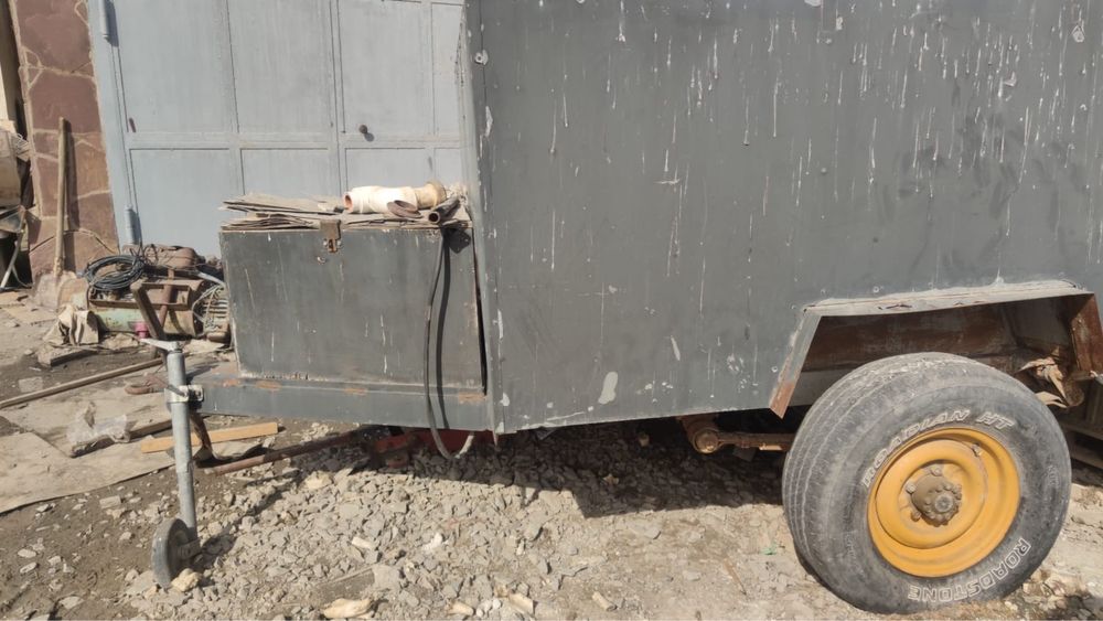 Одноосный прицеп