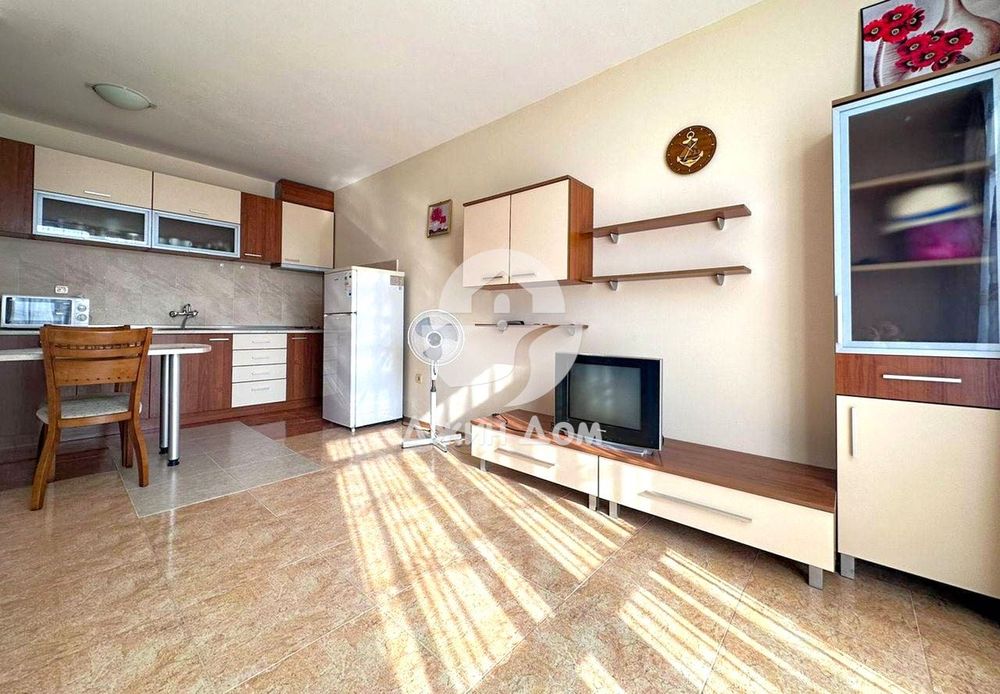 Продава се Двустаен апартамент в к.к. Слънчев бряг - 82 кв.м за 1068 €/кв.м - Снимка #4