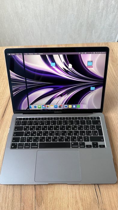 Macbook M1 с зарядкой
