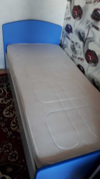 Продам мебель в детскую