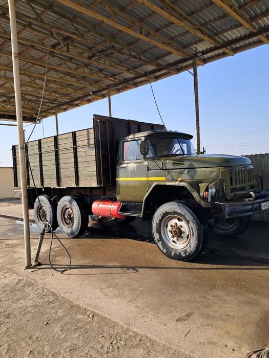 Zil 131 sotiladi xolati zo'r ishlab turibdi