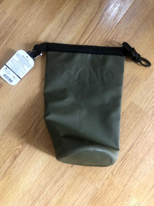 Непромукаема чанта - Waterproof bag - men's world 2L