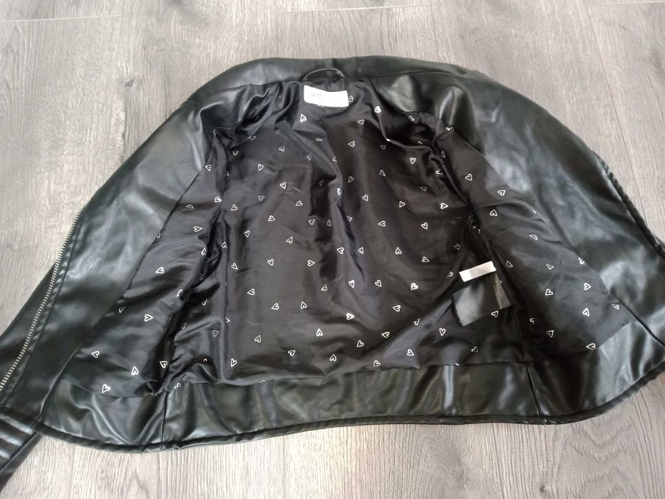 Față de masă noua