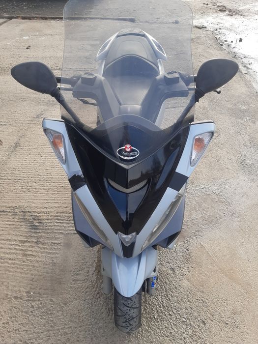 Скутер Малагути Медисън 125,200,250,400 (Medison 3,2)-на части