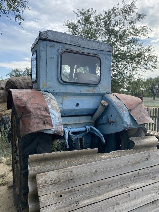 Продам трактор т-40