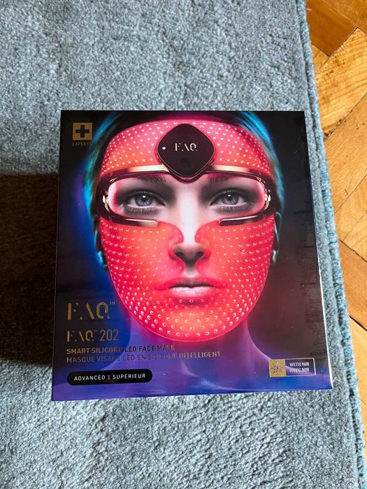 Foreo FAQ 202 Anti-Aging LED Face Mask