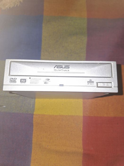 Продам дисковод Asus