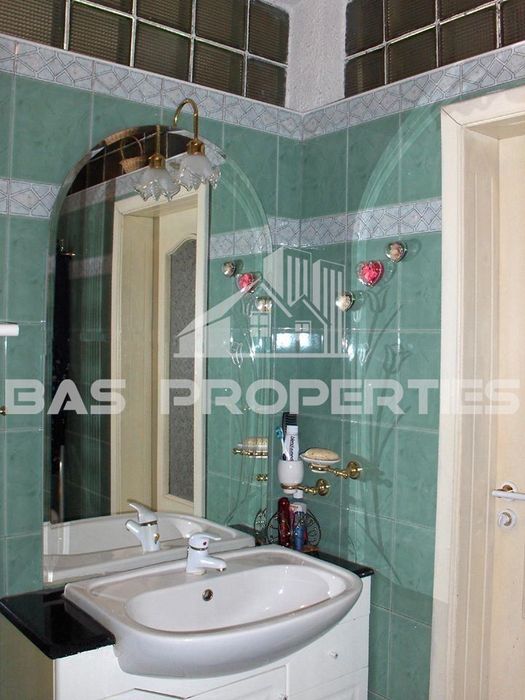 2-стаен в София-Оборище площ 80