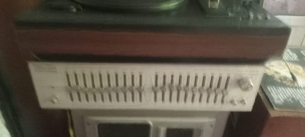 Проигрыватель винила