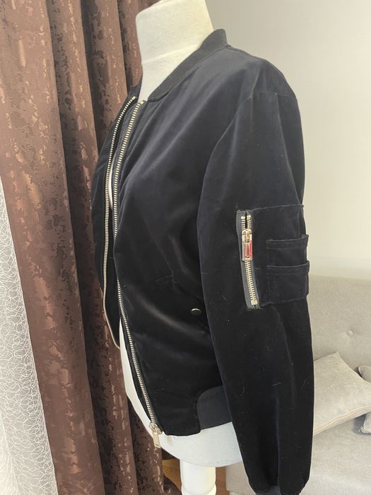 Jacheta bomber din catifea