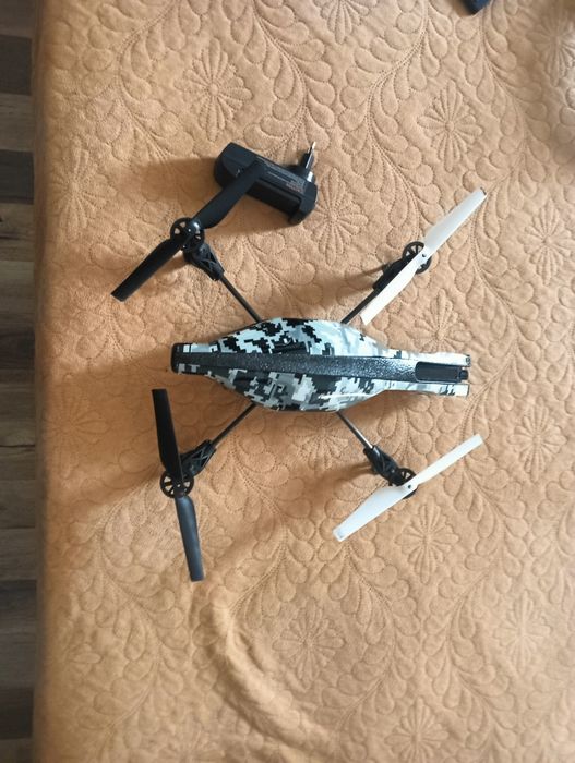 Drona ar parrot 2.0 elite