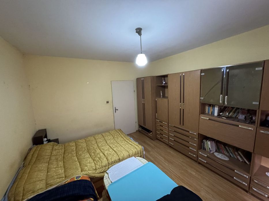 Тристаен апартамент в ж.к. Ботунец 2!