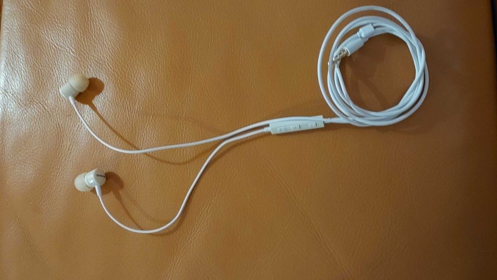 Casti Samsung Earphones HS130S cu cablu