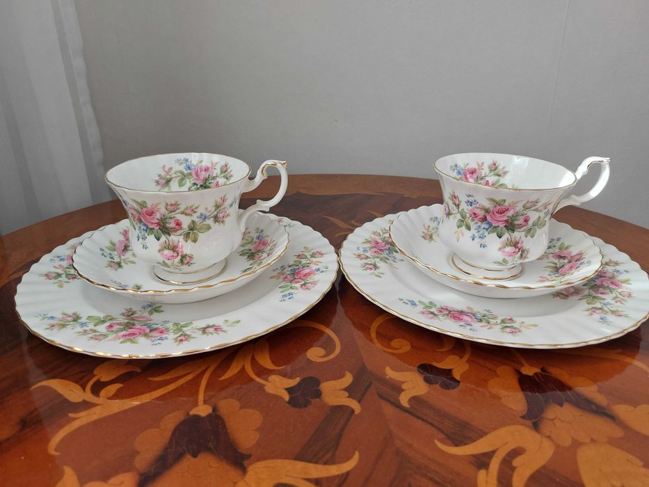 2 Cesti Royal Albert Anglia Moss Rose