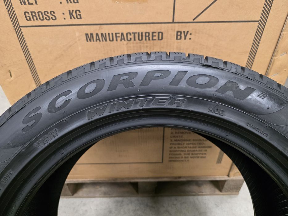 235/55/19 101H XL 4бр.PIRELLI WINTER-RUN FLAT-Неразличими от НОВИ-MOE