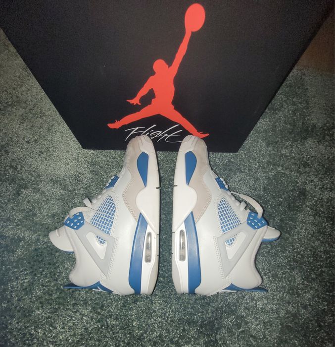 Jordan 4 Military Blue