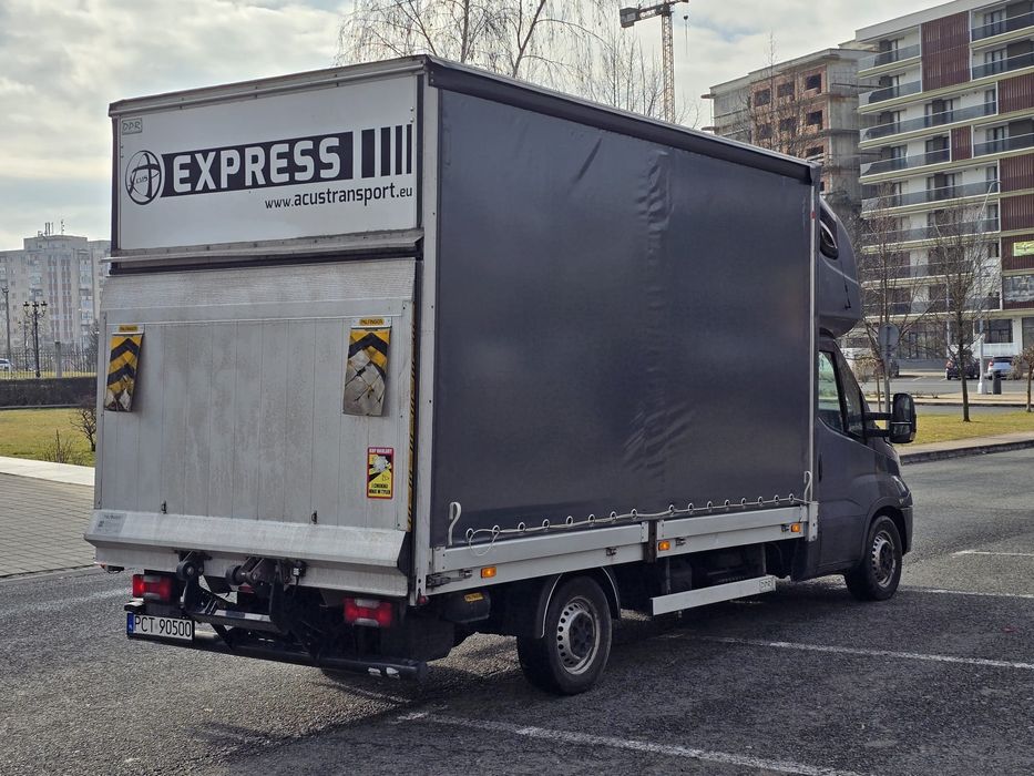 Vând Iveco Daily 35 S 18 cu lift