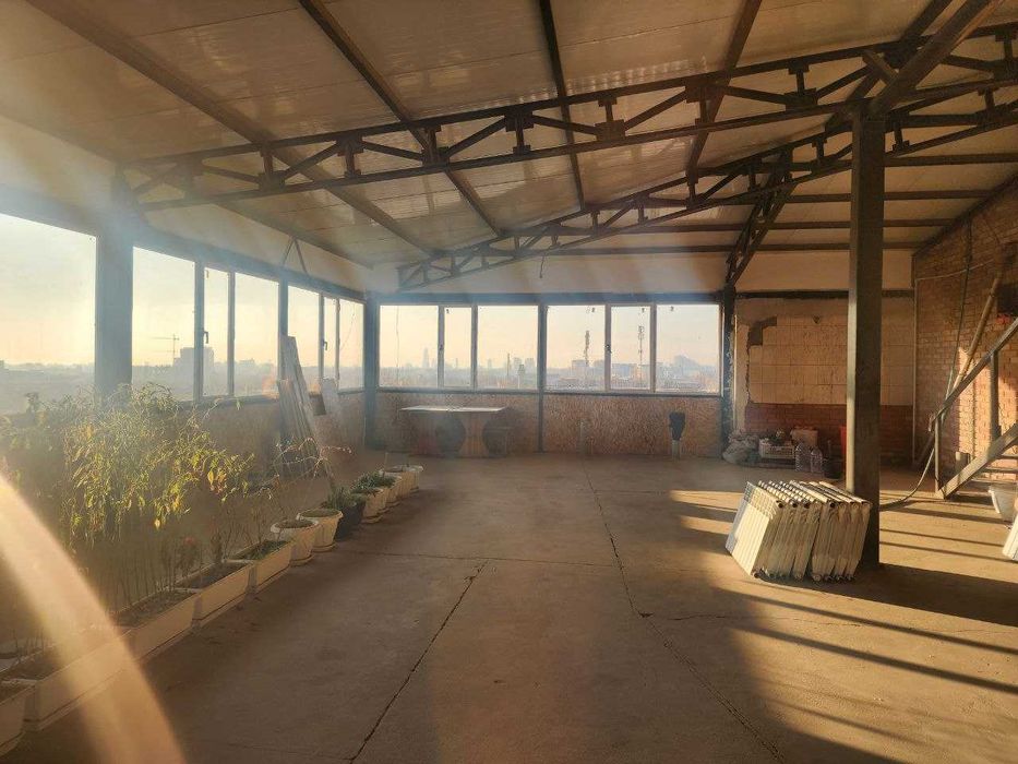 Сдается верхний 8  этаж 500 кв.м.