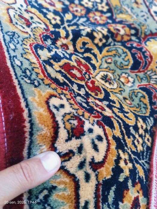 Гилам эронники антиквар  гилам. Бунакасини топиш кийин.