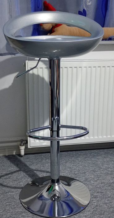 Scaun de bar Geographical Norway gri/crom cu spătar rotativ